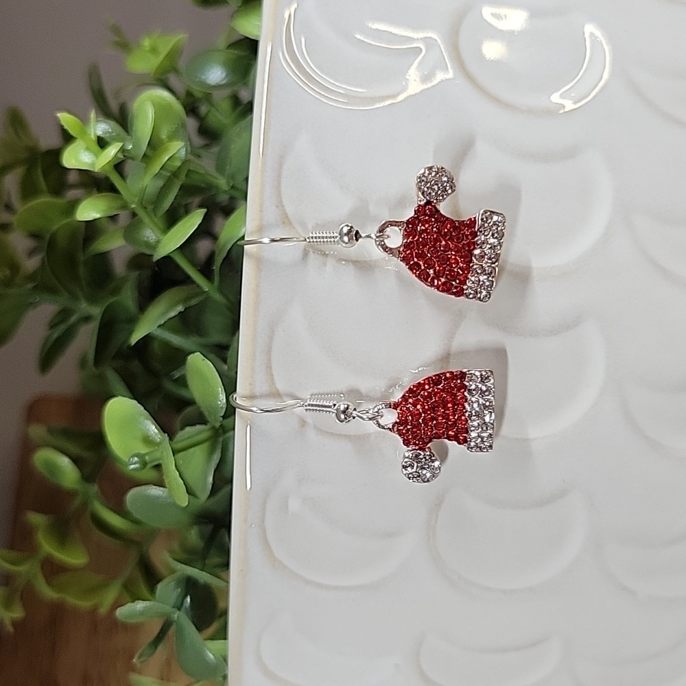 🔥LAST PAIR🔥 Santa Hat Sparkle Drop Earrings - Picture 5 of 6